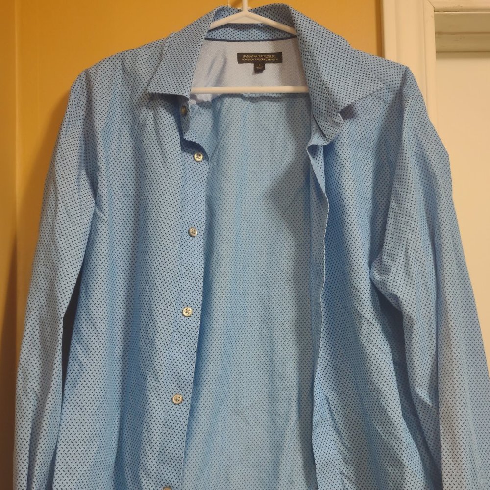 Banana Republic Dress Shirt Blue L
